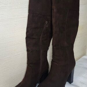 Chic Over the Knee Brown Boots